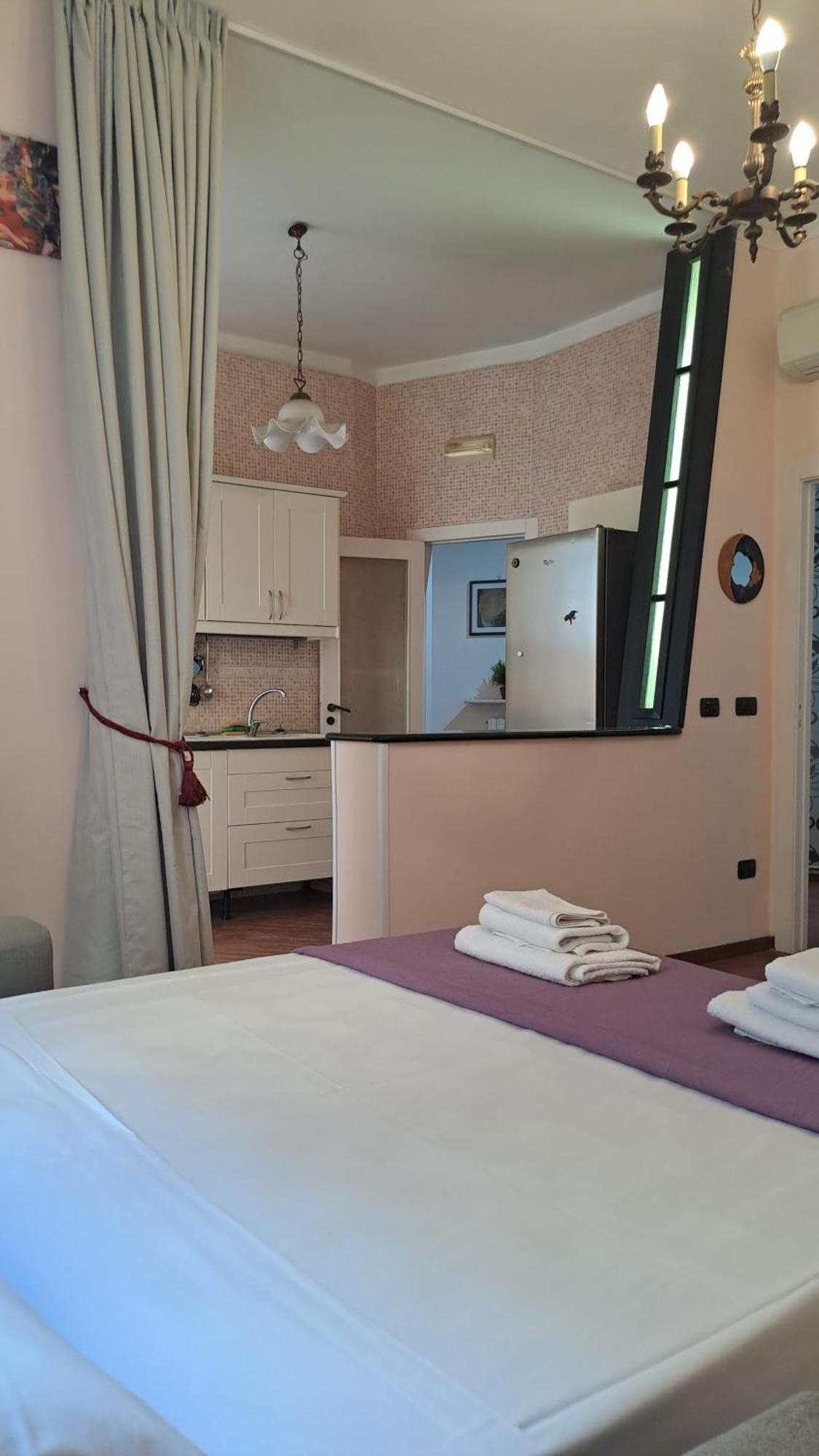 Apartamento Trinita' Maggiore Home/ Historic Center *